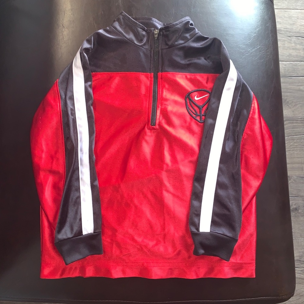 👻 Boy’s Red Nike Quarter Zip